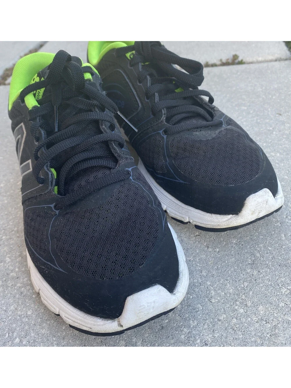 New Balance Mens 8.5 D 575v2 Running Sneakers Athletic Lace Up Shoes Black